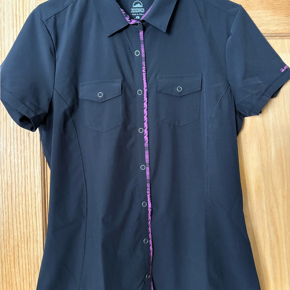 ZOIC women’s collared cycling shirt